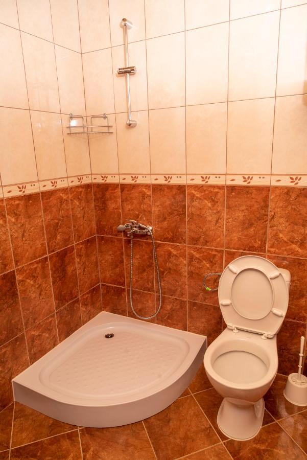Почивна Станция Сомат Villa Dospat Exterior foto